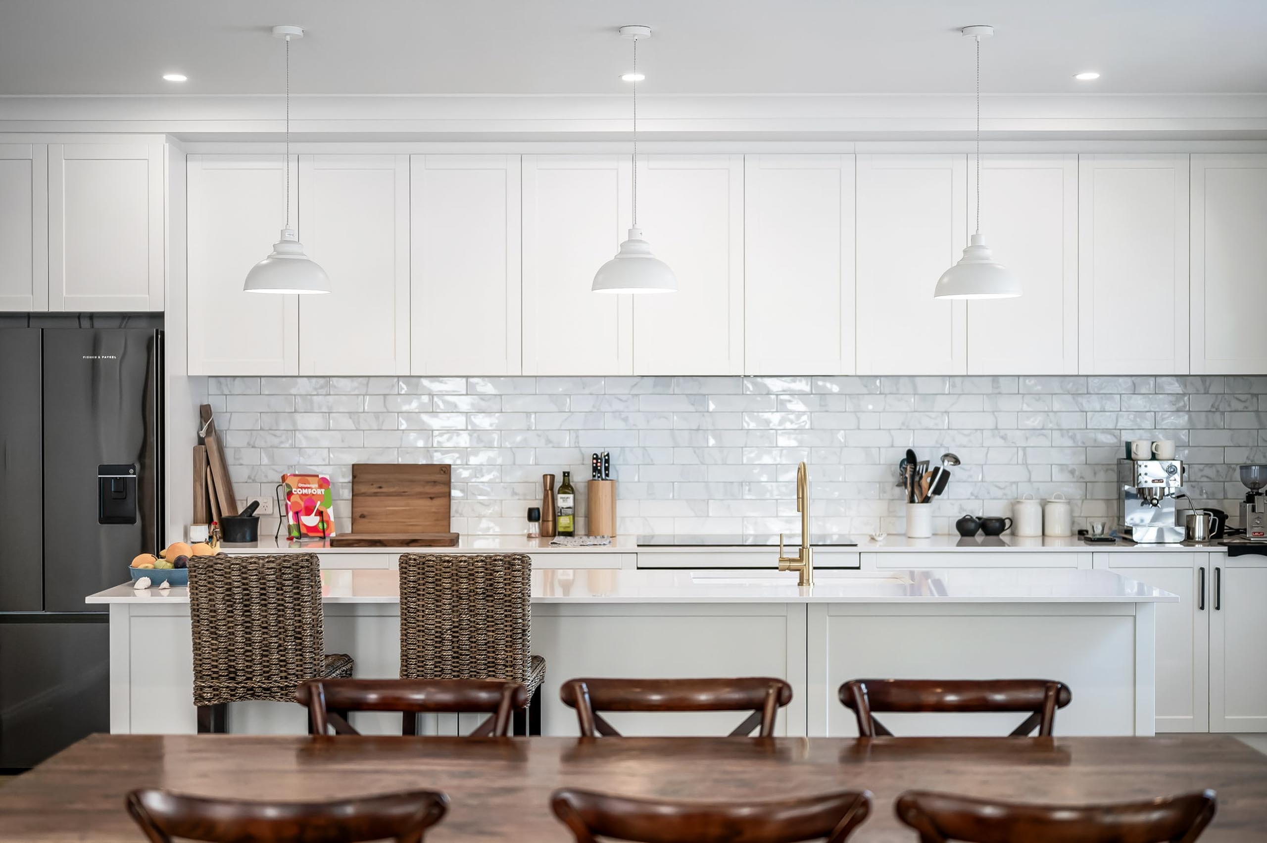 Hampton style kitchen in Lockleys